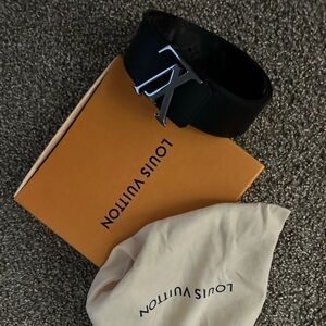 Louis Vuitton Black Men’s LV Initiales Belt with Silver Buckle